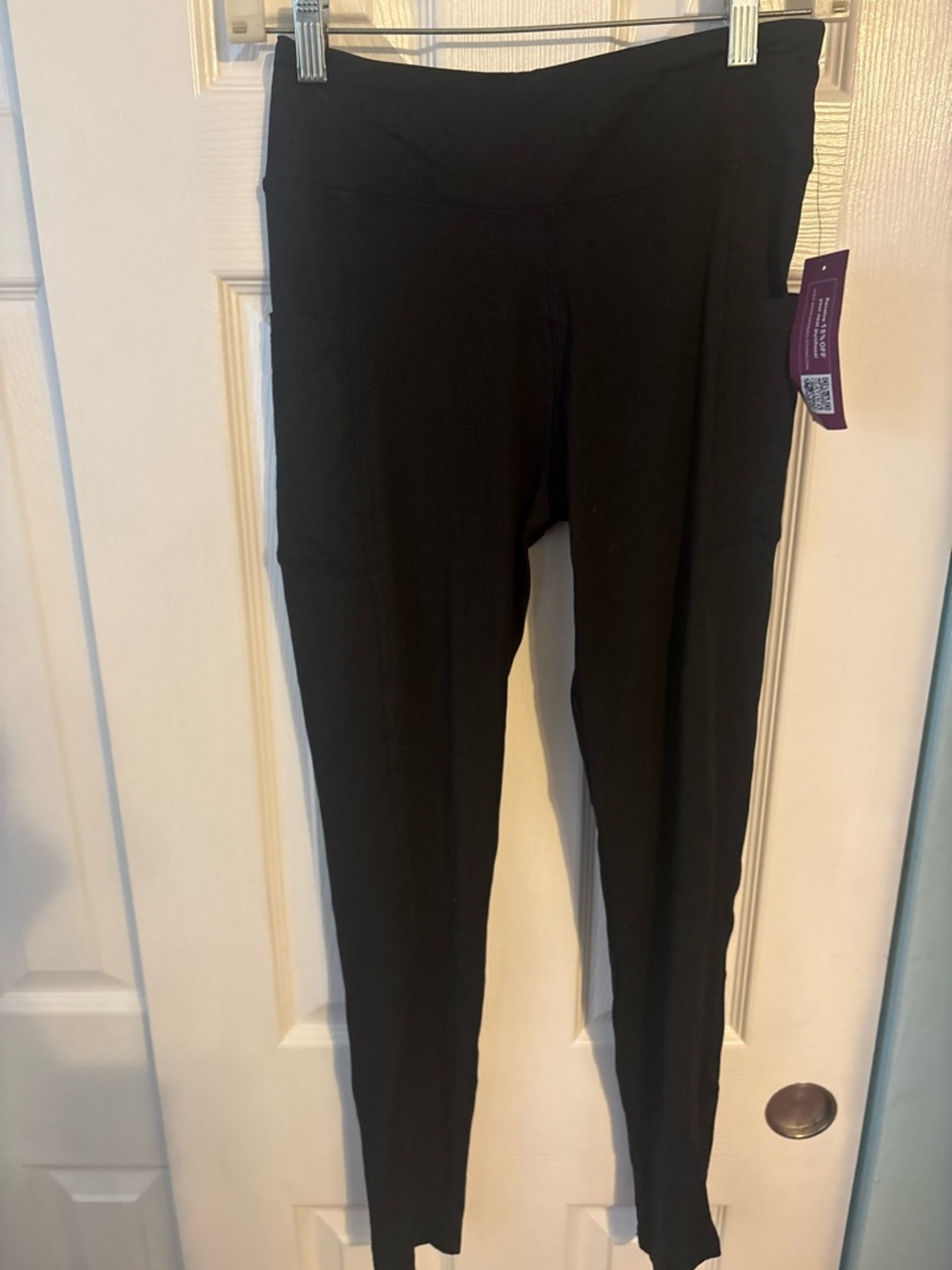 Women's High-Rise Black Leggings with Side Pockets